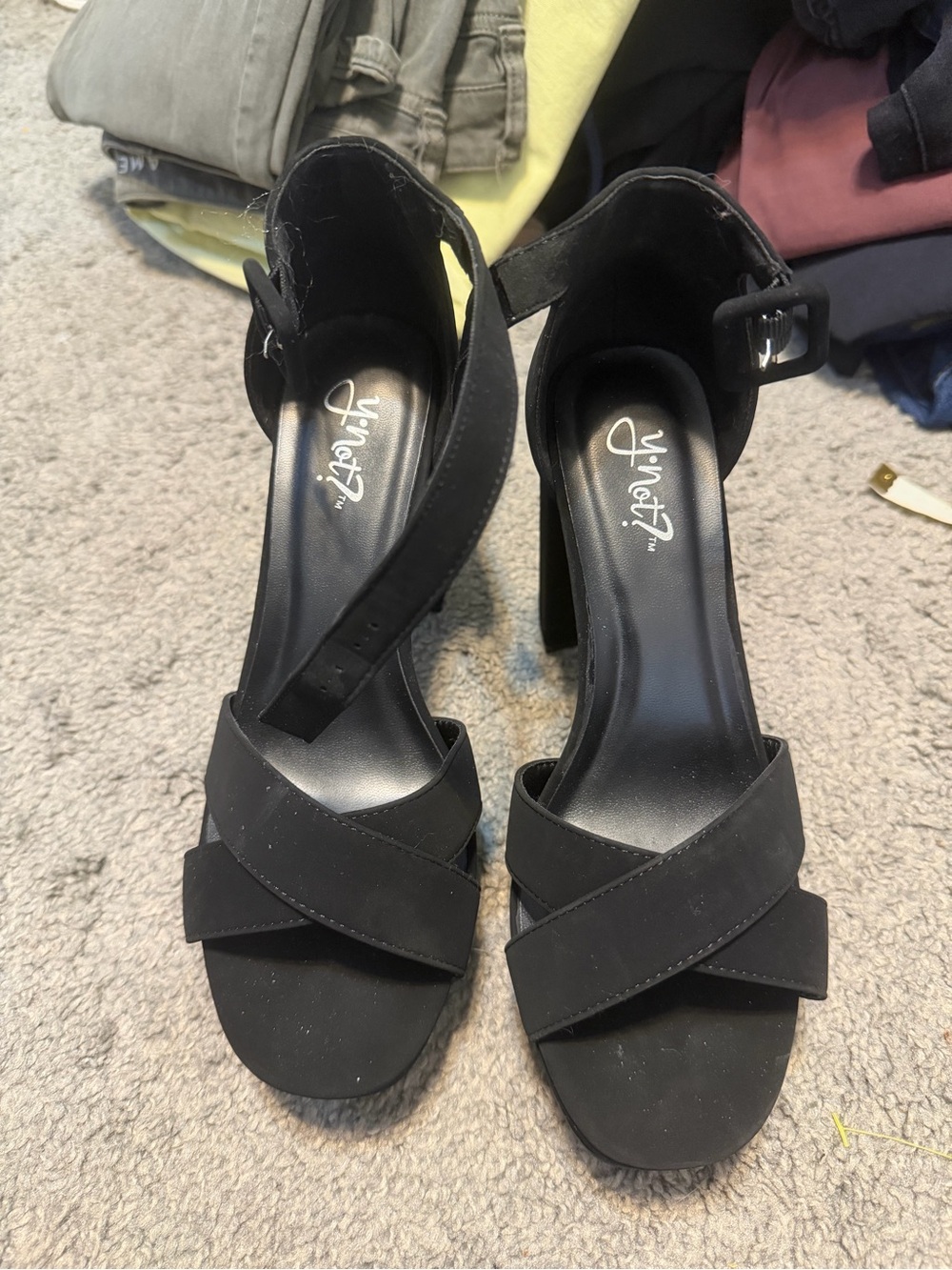 Black Crisscross Block Heel Sandals - Elegant Women's Dress Heels